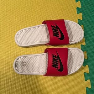 Nike slides